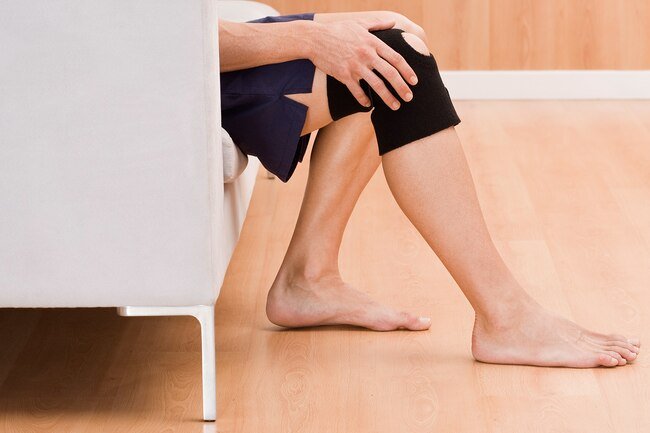 Small tears don't usually need surgery, but you'll likely need a brace for 3 to 6 weeks and possibly crutches.