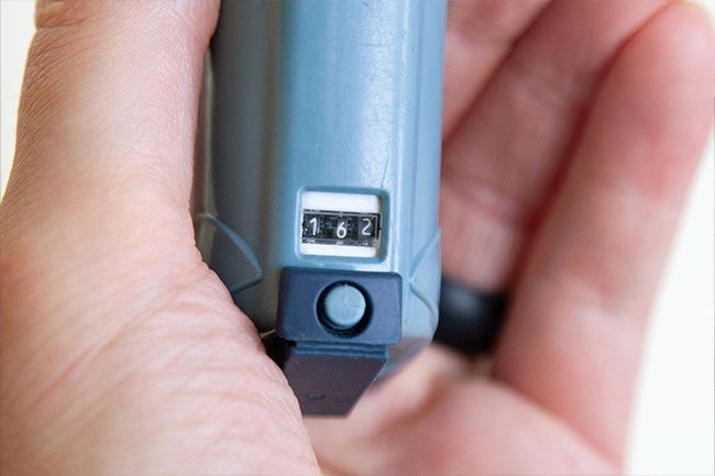 Use an inhaler with a tracker or ask the pharmacist how many doses are in the canister to ensure you don't use an empty inhaler. 