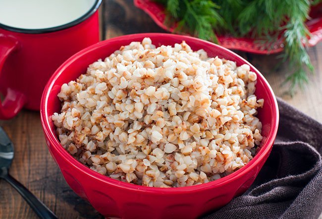 Buckwheat has a high mineral and antioxidant content, resulting in several health benefits.