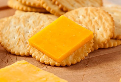 Eat a light snack instead of a heavy meal before bedtime.