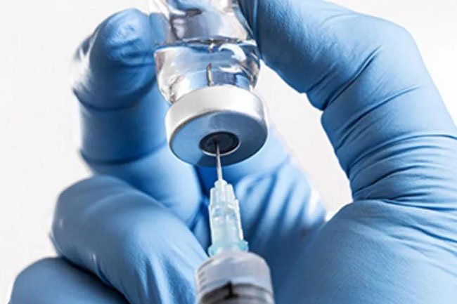 Pfizer vs. Moderna: Which One Has the Edge?