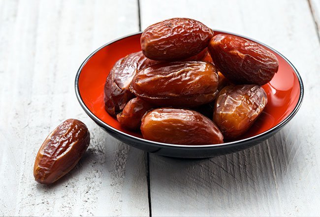 The enormous health benefits of dates have made it one of the best ingredients for the daily diet.