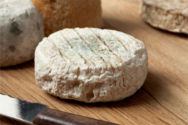 Eating soft cheeses made from raw milk may lead to food poisoning.
