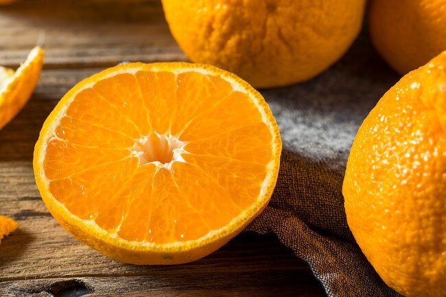 Antioxidants in orange juice reduce inflammation and improve blood circulation.