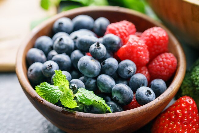 Antioxidant-rich berries protect artery walls and improve blood flow.