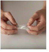 Push the open end of the needle onto the end of the
Diluent syringe - Illustration