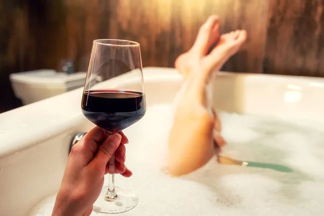 Water and fiber in grapes help you avoid constipation.