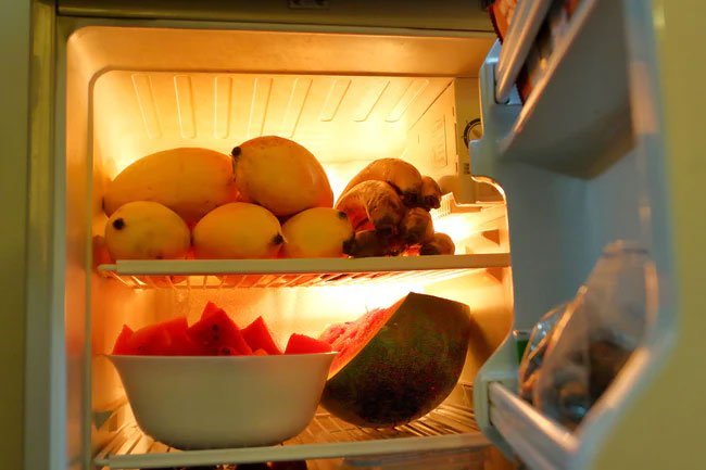 Stores mangos in a cool, dark place or in the fridge after you cut them.