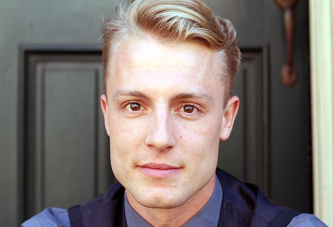 Losing weight in a specific area can be challenging. According to the experts, spot reduction of facial fat is not possible.