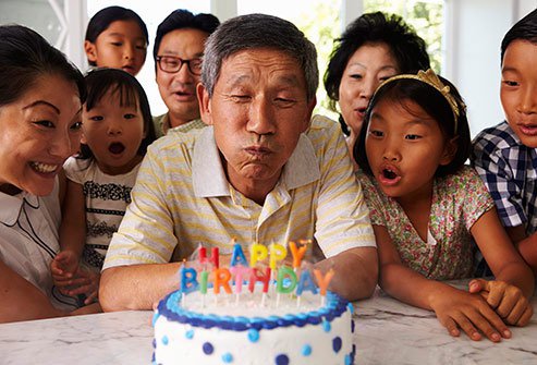 Shorter people may live longer, but the evidence suggests this is a complicated correlation.