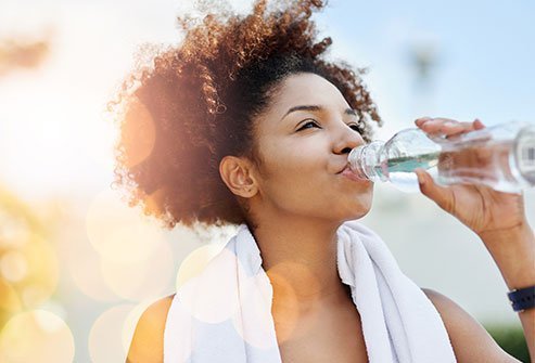 The 5 benefits of drinking water are to maintain normal blood pressure, electrolyte balance, body temperature, prevent constipation, and improve your brain.