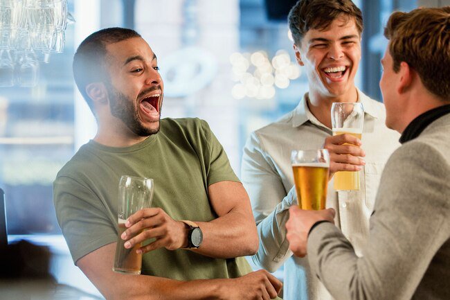 Alcohol can contribute to flushing and hot flashes.