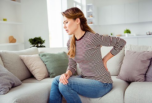 There are a variety of reasons that you might be experiencing left side pain above your hip. The problem could be the result of an injury that might heal on its own. It could also be an indicator of an undiagnosed illness. 