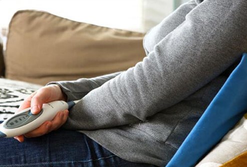 Hot or cold packs may help ease pain and reduce symptoms.