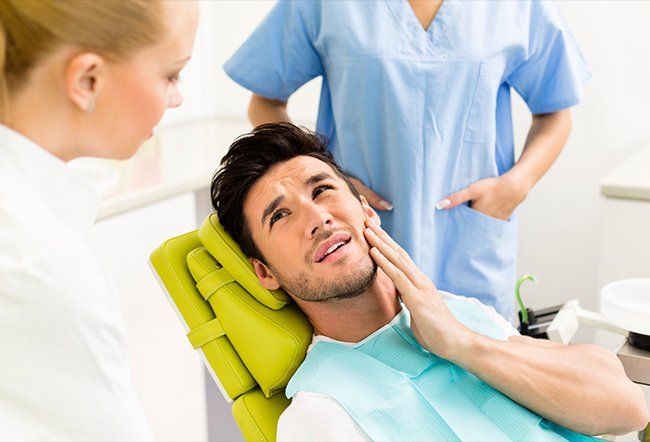 can a dead tooth be saved