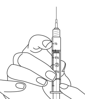 Tap the syringe to remove the small drop of liquid at the tip of the needle - Illustration