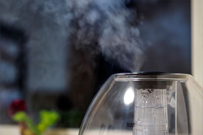 Keep your mouth and nasal passages moist by staying hydrated to minimize the risk of snoring.