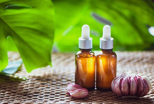 Although medication is the most effective pinworm treatment option, several foods and herbs have antiparasitic properties.
