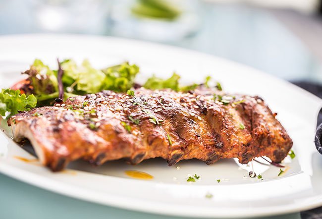 In the United States, ribs usually refer to pork ribs or beef ribs.