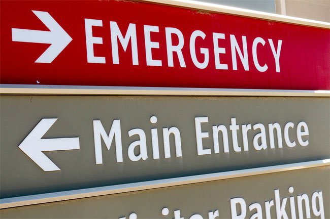 There are certain situations in which you should see a doctor right away for hip pain.