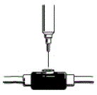 Insert the needle of the syringe into the cleaned venous port and push the plunger all the way down to inject all the RETACRIT - Illustration