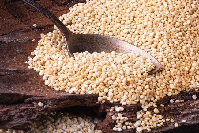You can rinse quinoa and farro to remove dust, but you do not have to for safety reasons.