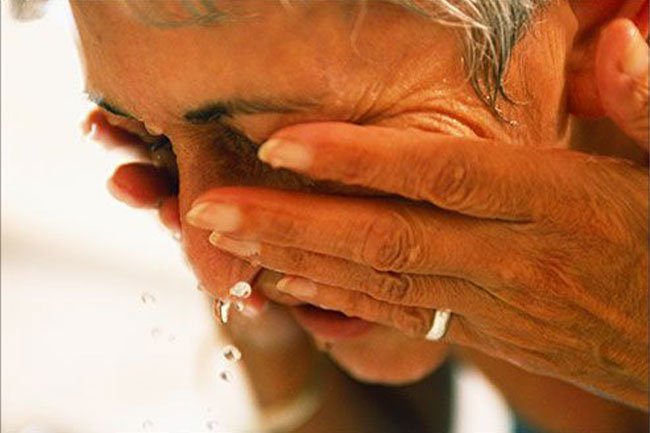 Use a mild, hydrating cleanser on your face during menopause.