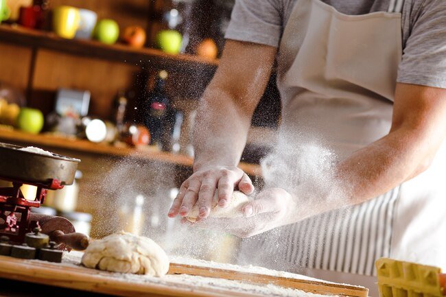 Inhaling flour during baking may cause baker's asthma. 