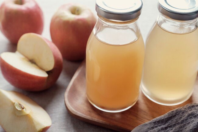 Reducing belly fat probably isn't one of the clever uses of apple cider vinegar.