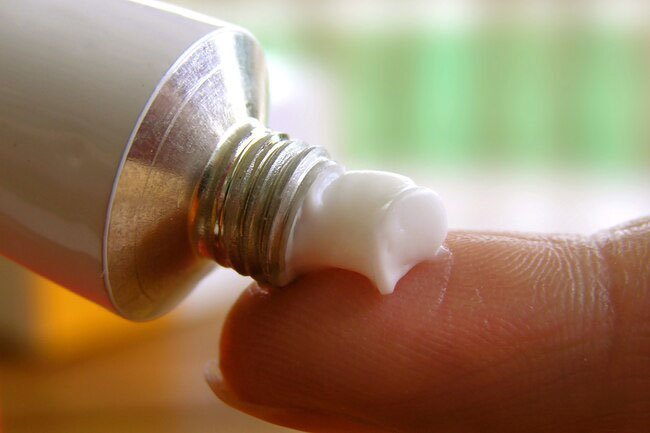 This medication is a balm for red, itchy, swollen skin.