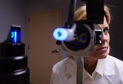 Regular eye exams can detect eye problems early.