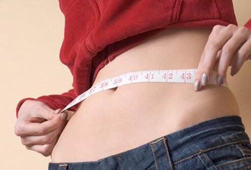 Those who suffer from anorexia adopt numerous strategies to lose weight.