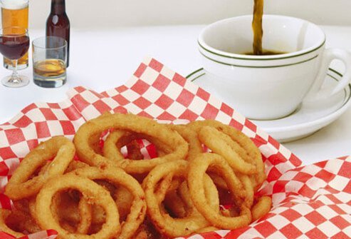 Some foods may aggravate the symptoms of IBS because they alter the function of the intestinal muscles.