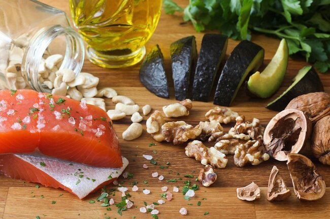The right foods help prevent heart disease, diabetes, and other illnesses that sap your youthful energy.