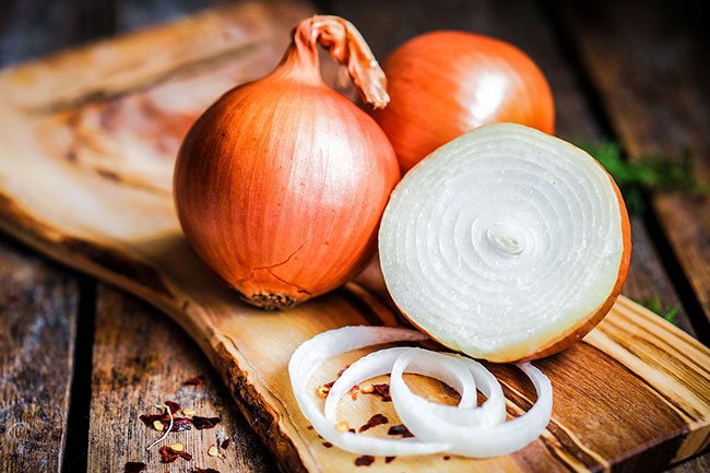 Onions belong to the allium family of vegetables, which includes garlic and leeks as well.