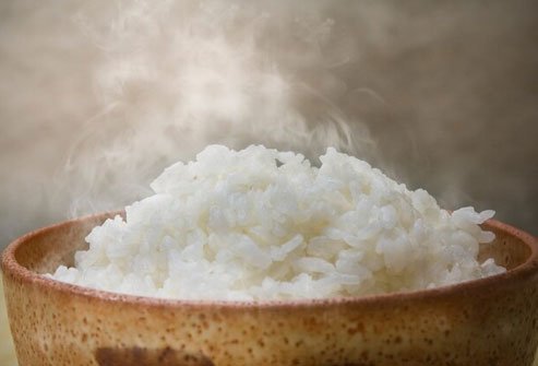 Frozen cooked rice cooks in seconds compared to traditional home-cooked rice.