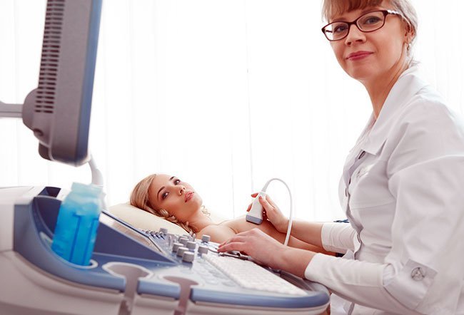 The breast cancer diagnostic test best suited to you depends on your age, your symptoms, and the structure of your breasts. As a rule of thumb, a breast ultrasound is more accurate in women younger than 45 years. A mammography is preferred in women older than 45 years. The investigation best suited to you depends on your age, your symptoms, and the structure of your breasts.