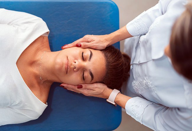 An MD is a Doctor of Medicine who treats conditions with medications or surgery. A DO is a Doctor of Osteopathic Medicine who focuses on whole-body healing and disease prevention. The difference between an MD and a DO is that an MD studies allopathic medicine and a DO studies osteopathic medicine.