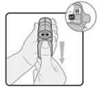 Hold the INHUB in one hand and with your other hand on
the grip lower the mouthpiece cover from top to bottom - Illustration