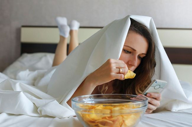 Avoid distractions while you are eating to minimize the risk of overeating.