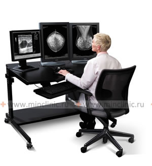 Полноразмерная цифровая маммографическая система SELENIA Dimensions с возможностью 3-х мерного томосинтеза совмещена со станцией для работы с изображениями Secure ViewDX.